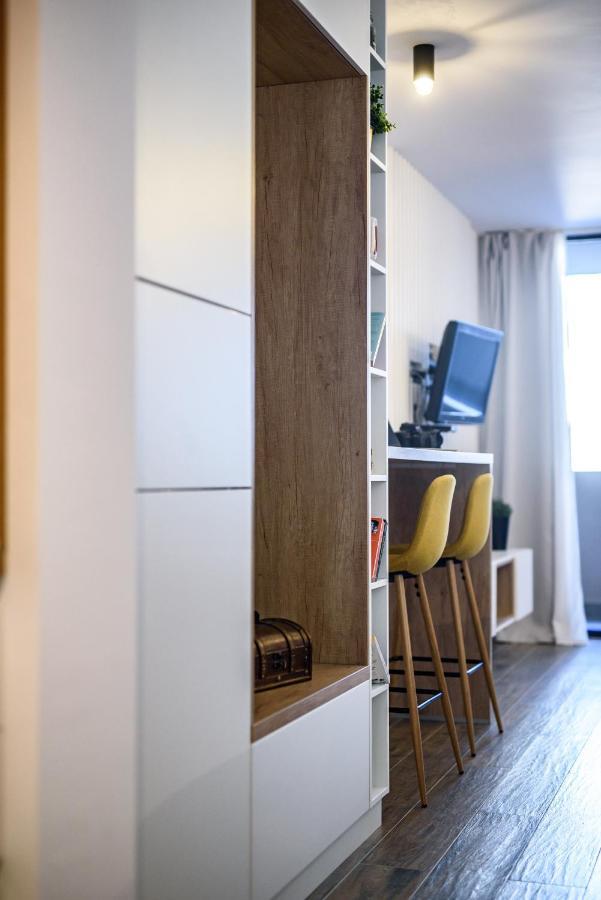 M&P- Lovely 1-Bedroom Condo With Free Parking Dubrovnik Exterior photo